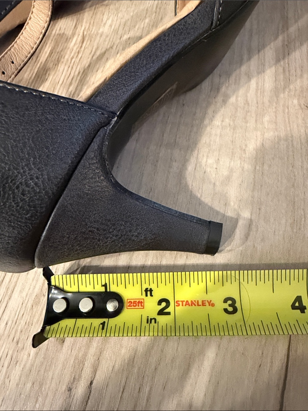 JOURNEE COLLECTION DARK GRAY BLACK POINTED TOE ANKLE STRAP PUMPS SIZE 7.5 - Picture 8 of 9